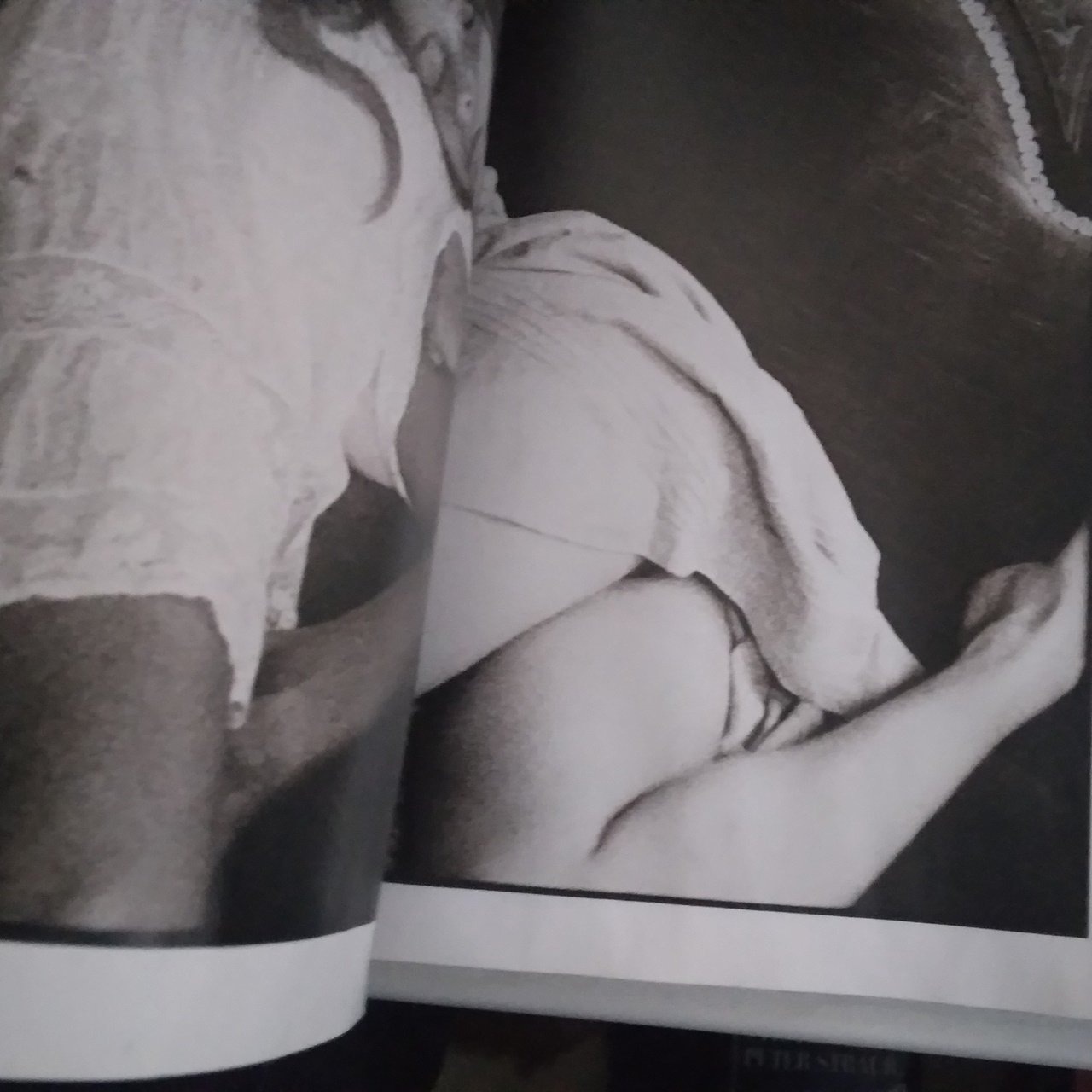 Sisters / Davil Hamilton & Alain Robbe-Grillet, 1973 - Image 7