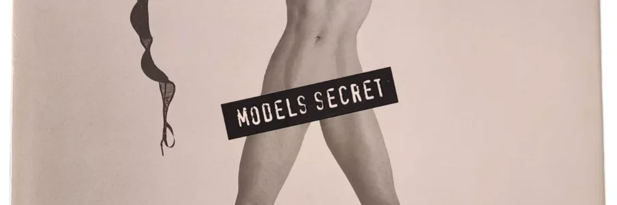 Models Secret / Pierre Thomas Karkau