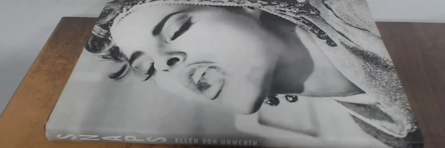 Snaps / Ellen Von Unwerth