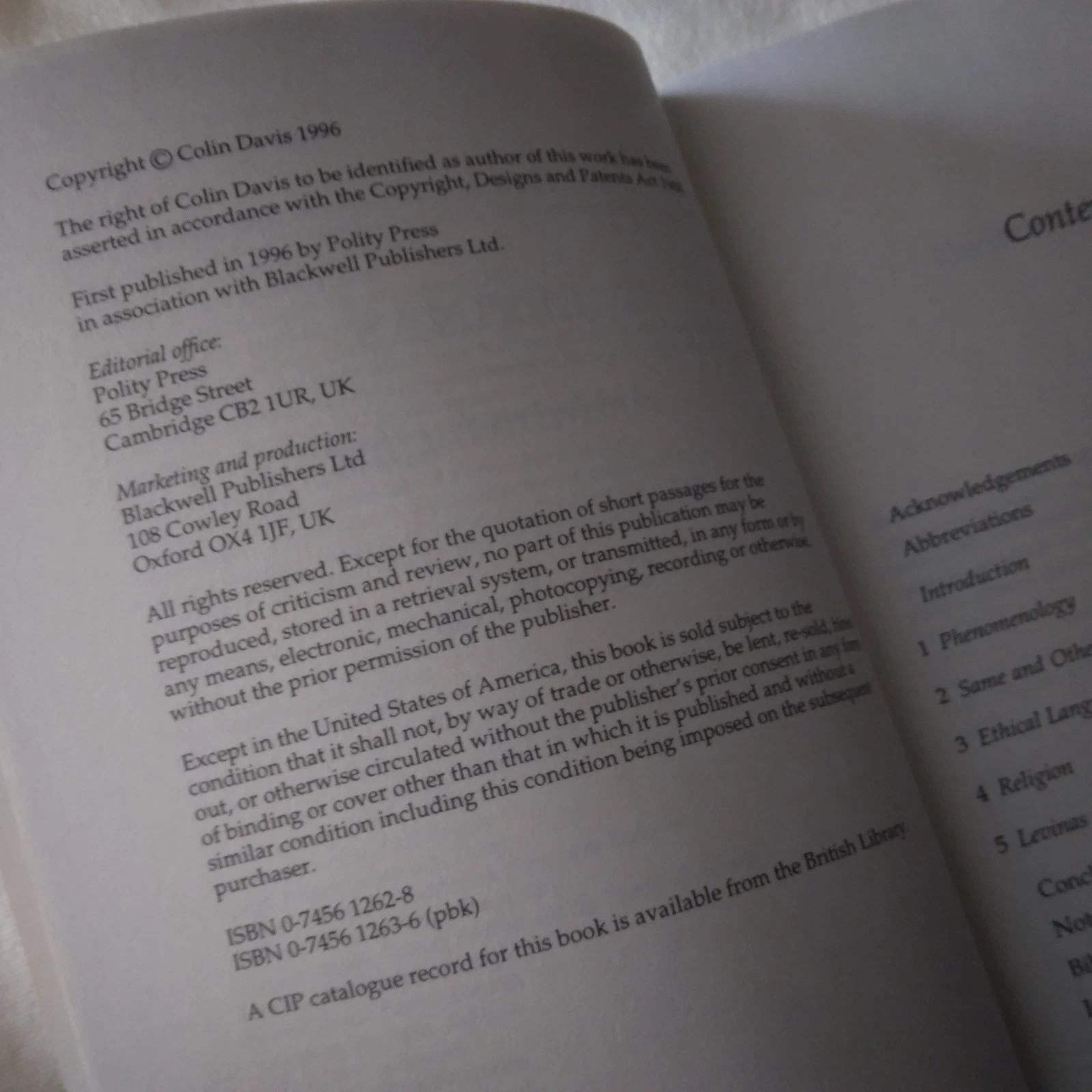 Levinas: An Introduction / Colin Davis, 1996 - Image 2