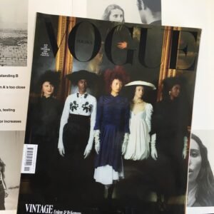 Vogue Magazine Polska 2022 November Vintage